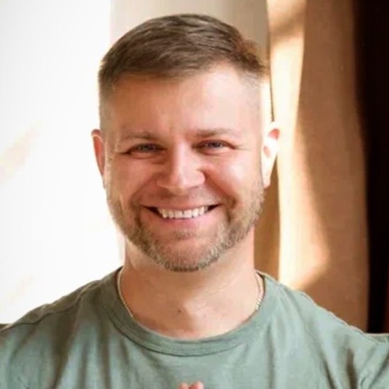 Евгений Жуков